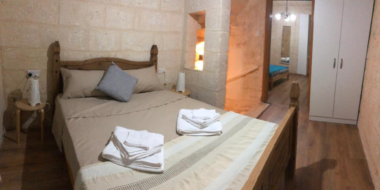 Floriana Cosy Townhouse Apartment Luaran gambar