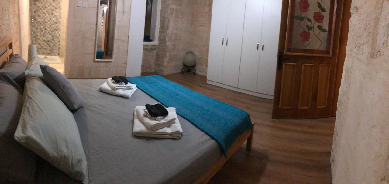 Floriana Cosy Townhouse Apartment Luaran gambar