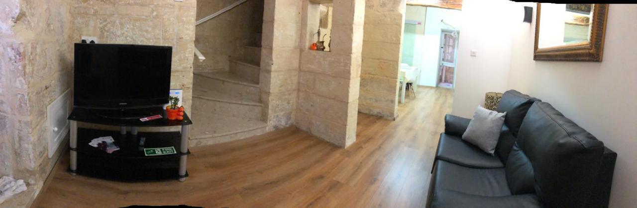 Floriana Cosy Townhouse Apartment Luaran gambar