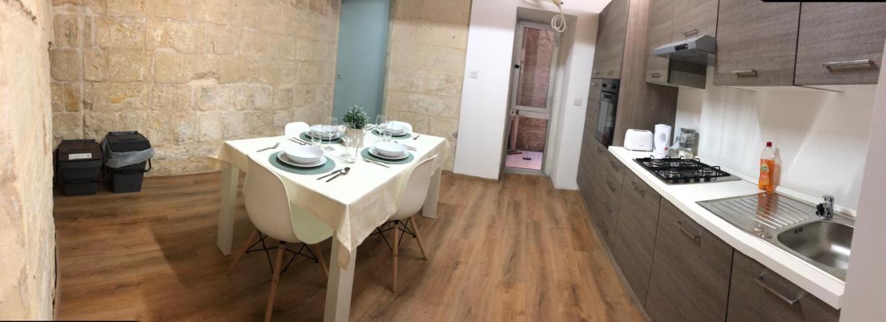 Floriana Cosy Townhouse Apartment Luaran gambar