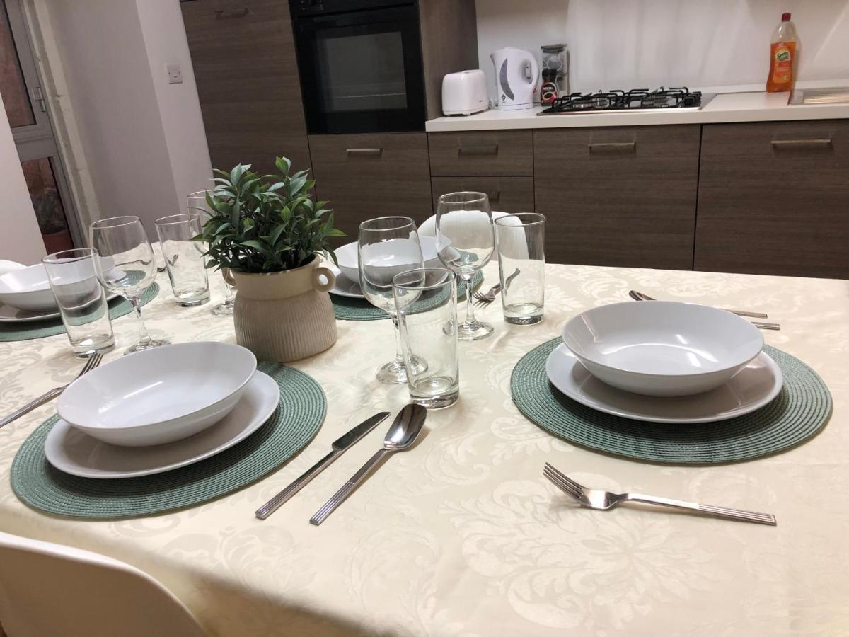 Floriana Cosy Townhouse Apartment Luaran gambar